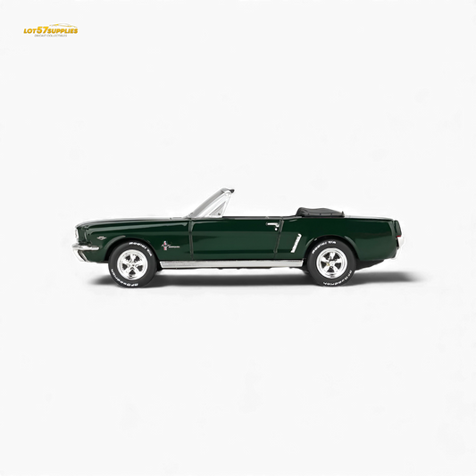Mini-GT Ford Mustang Convertible Highland Green 1:64