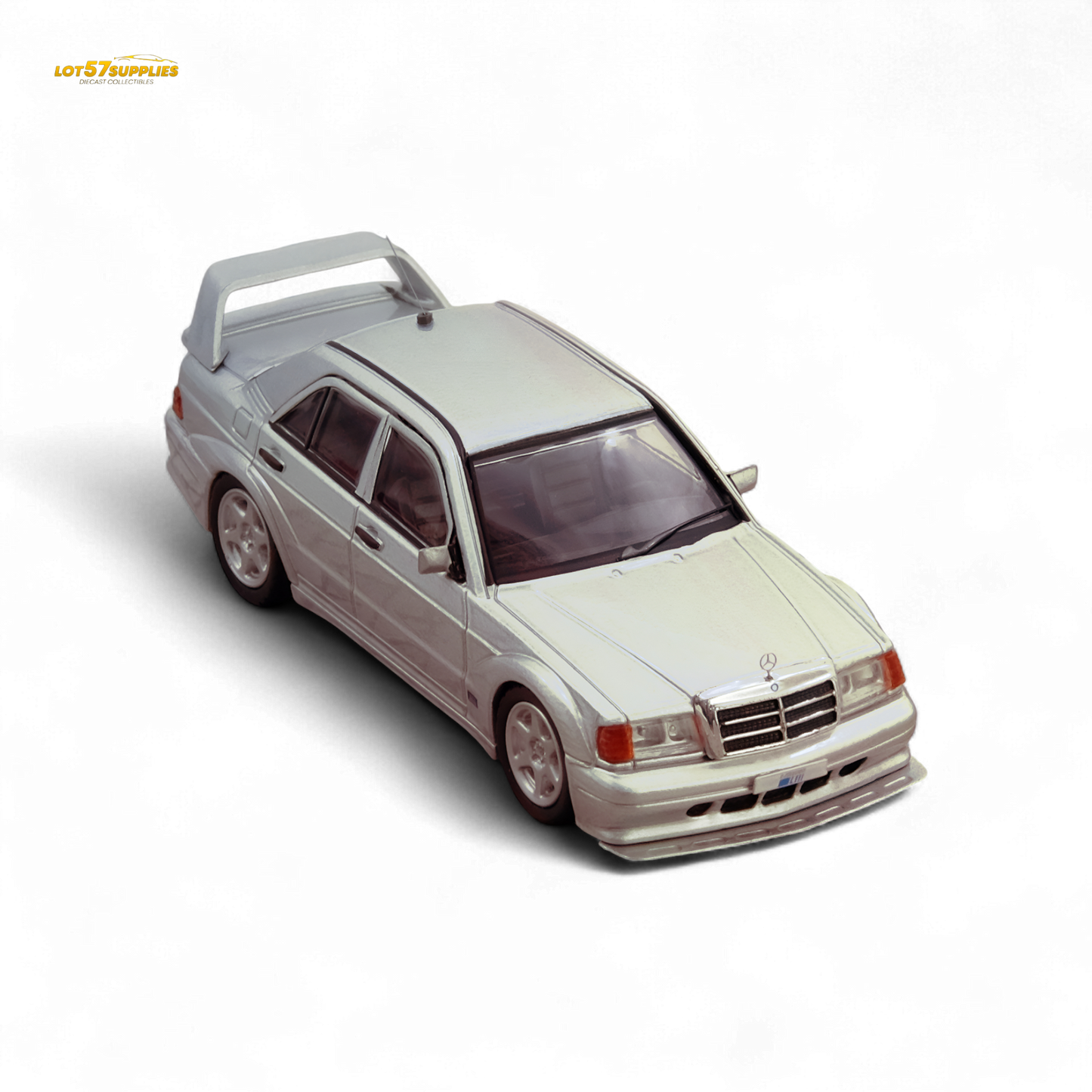 INNO64 Mercedes-Benz 190E Silver 1:64 Diecast