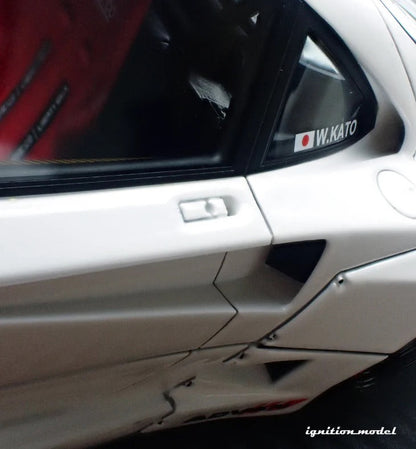 Ignition-Model 2023 Ferrari F40 LBWK LB-Works 40 Japan White 1:18