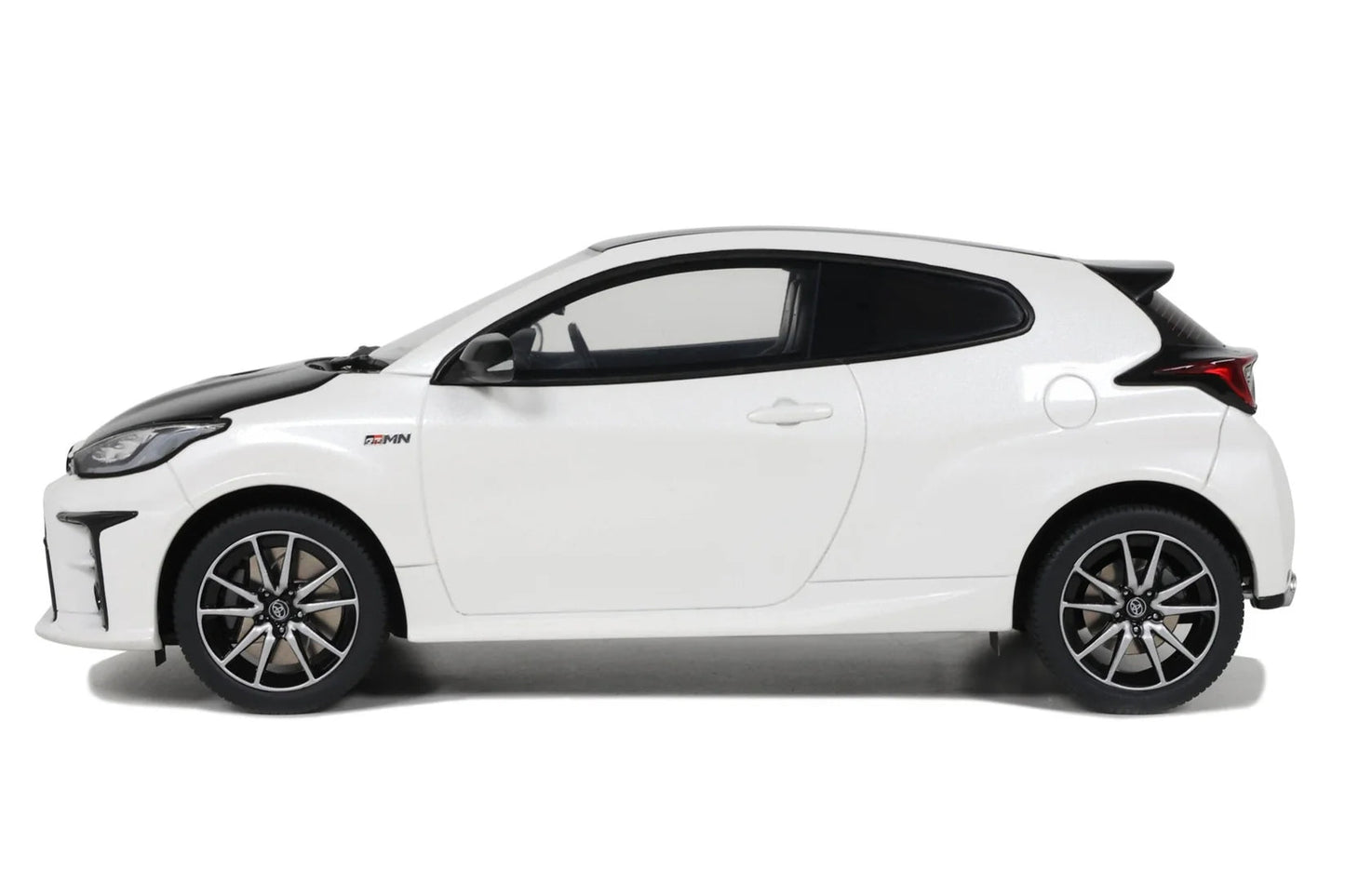 Otto Mobile Toyota GRMN Yaris 1:18 Diecast — Platinum White Pearl