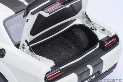 AUTOart 2023 Dodge Challenger SRT Super Stock Knuckle White 1:18