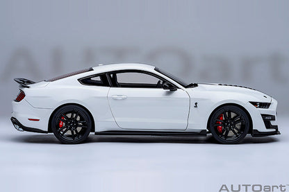 AUTOart Ford Shelby Mustang GT500 Oxford White 1:18