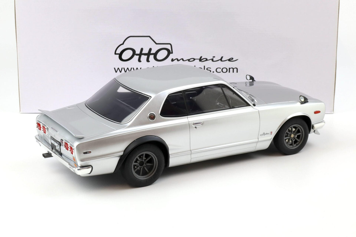 Otto 1971 Nissan Skyline 2000 GT-R (KPGC10) Silver 1:12