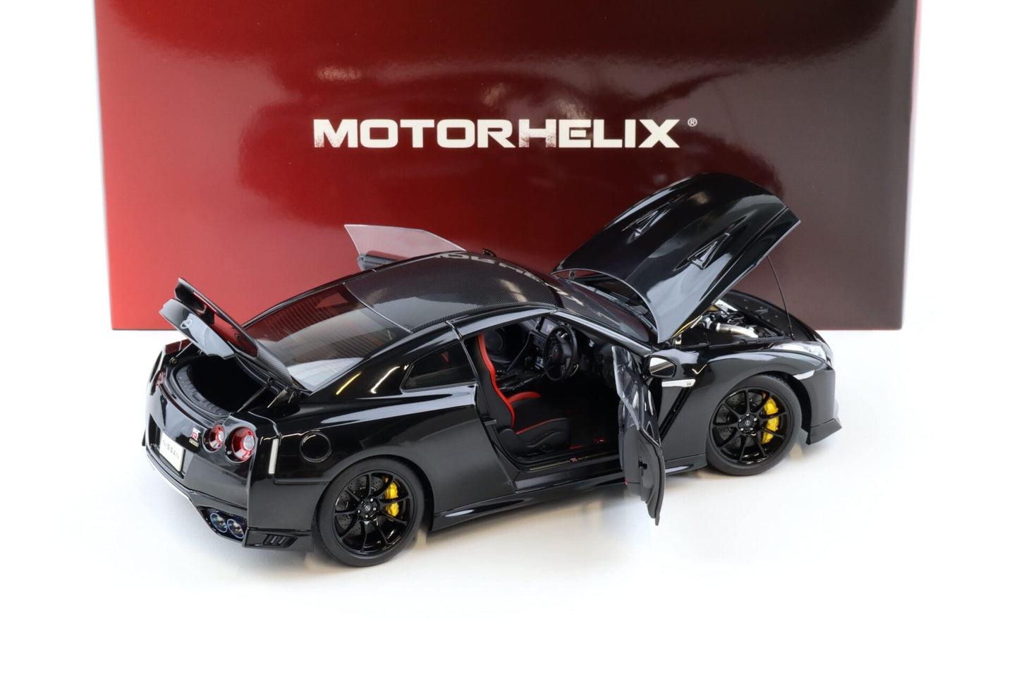 Motorhelix 2022 Nissan Skyline GT-R R35 Nismo Track Edition T-Spec Meteor Flake Black Pearl 1:18
