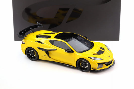 GT Spirit Corvette C8 ZR1 Competition Yellow 1:18