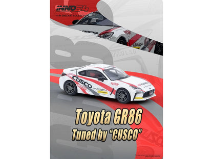 INNO64 Toyota GR86 CUSCO White Red Gray Stripes 1:64