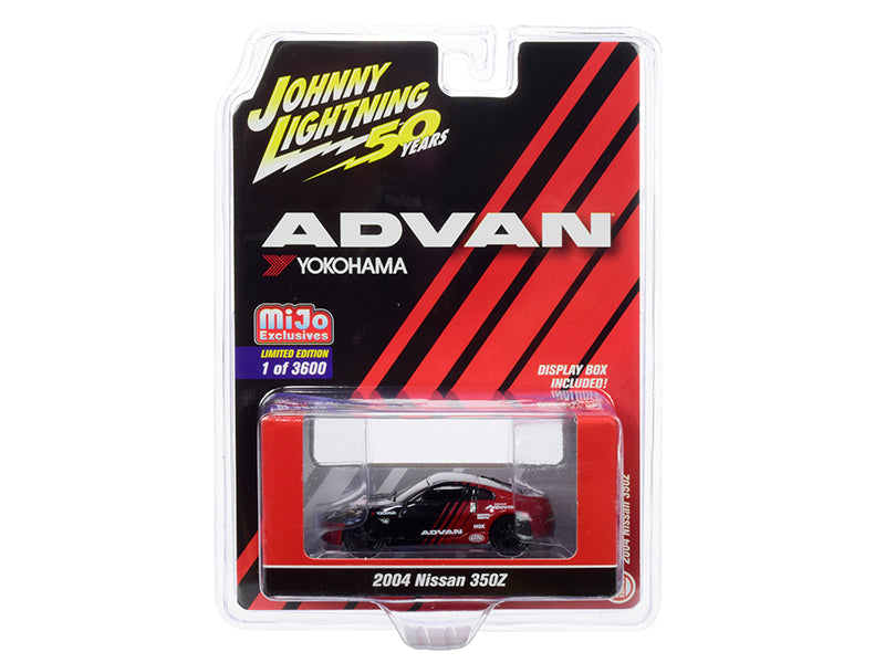 Johnny Lightning 2004 Nissan 350Z ADVAN 1:64