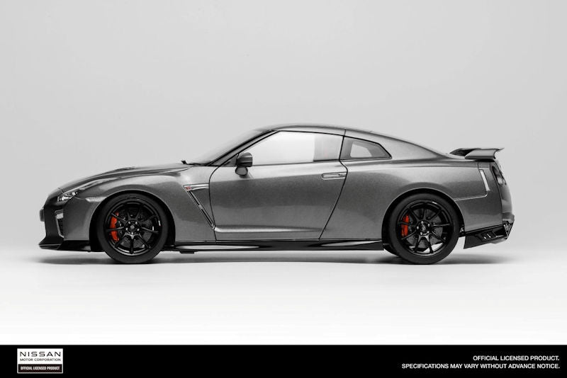 Motorhelix 2020 Nissan Skyline GT-R R35 Nismo Track Edition Dark Metal Grey 1:18