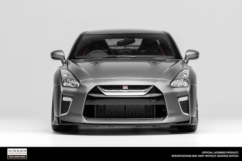 Motorhelix 2020 Nissan Skyline GT-R R35 Nismo Track Edition Dark Metal Grey 1:18