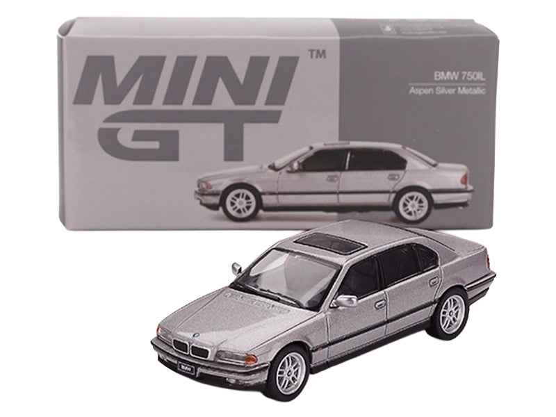 Mini GT BMW 750iL Aspen Silver 1:64