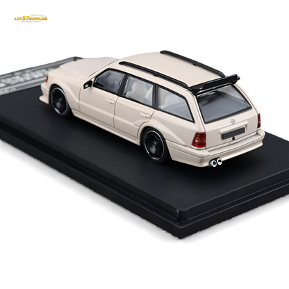 Mortal Mercedes-Benz S124 Milk Tea Color 1:64