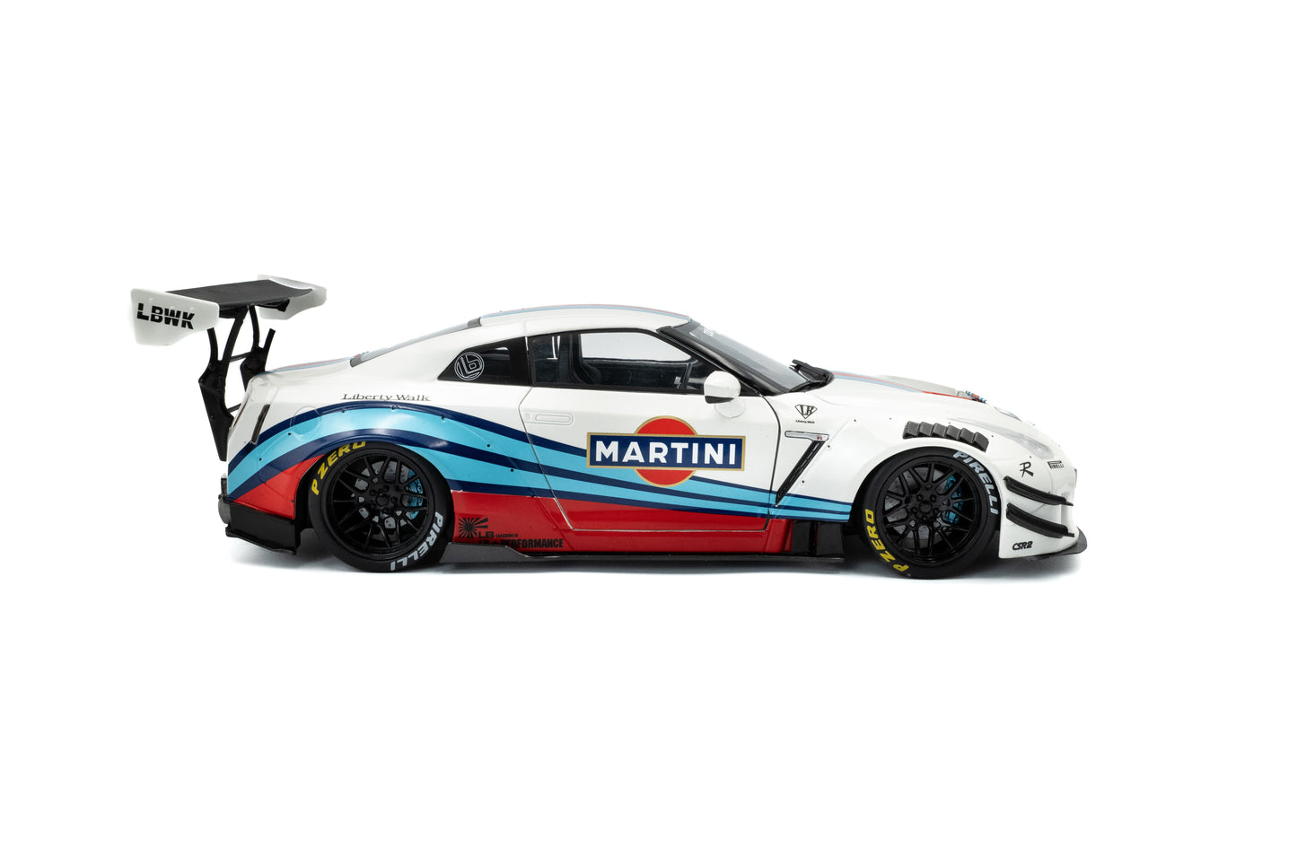 Solido Nissan GT-R R35 LBWK Martini White 1:18