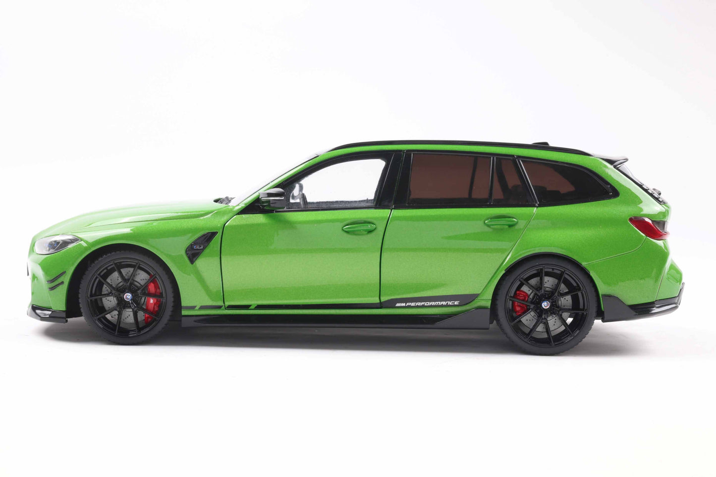Solido 2024 BMW M3 M-Performance G81 Touring Wagon Green Metallic 1:18