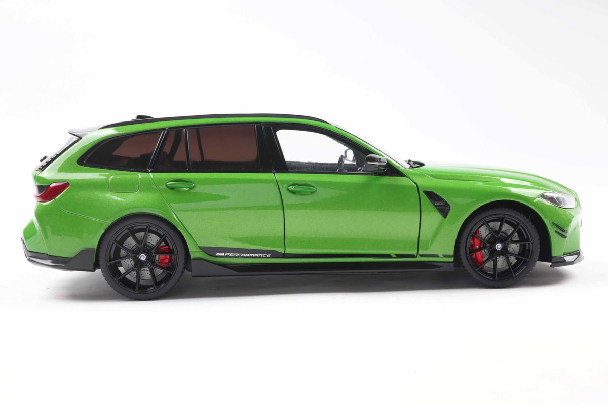 Solido 2024 BMW M3 M-Performance G81 Touring Wagon Green Metallic 1:18