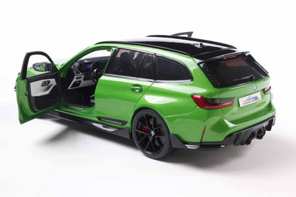 Solido 2024 BMW M3 M-Performance G81 Touring Wagon Green Metallic 1:18
