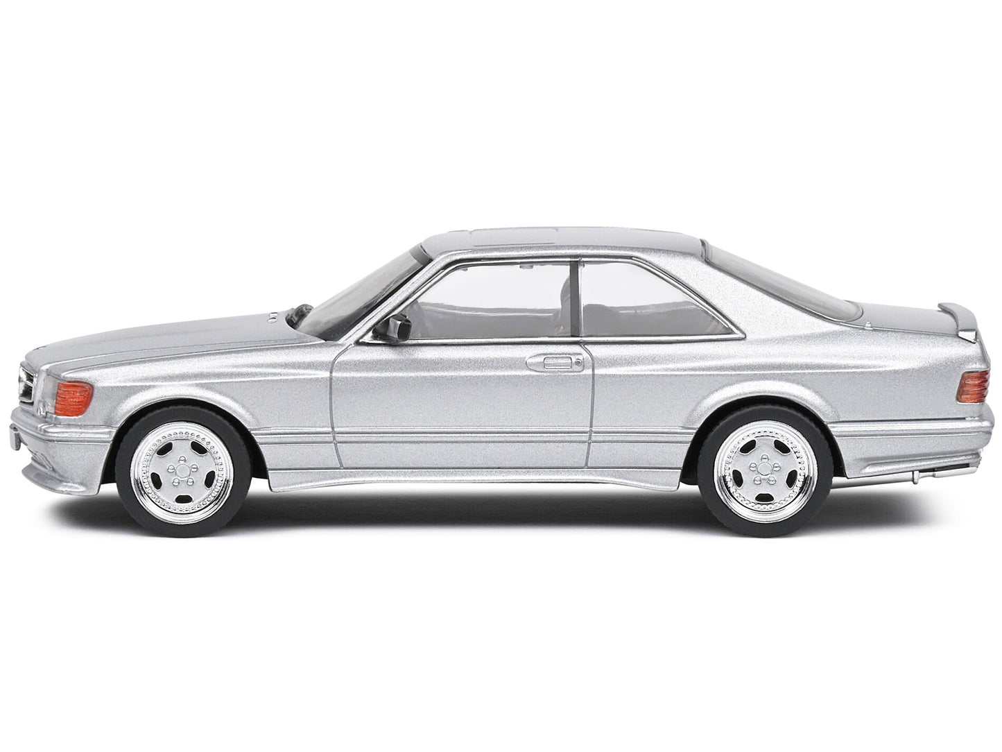 Solido Mercedes-Benz 560 SEC AMG Widebody 1/43 Diecast — Silver