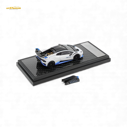 LCD Lamborghini Huracan STO White 1:64