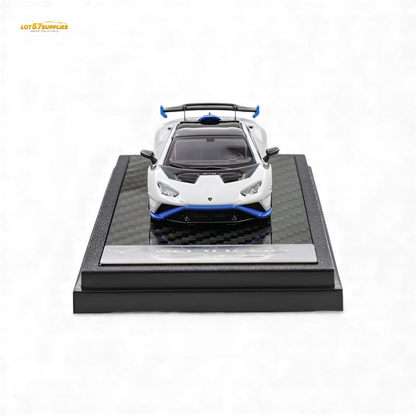 LCD Lamborghini Huracan STO White 1:64