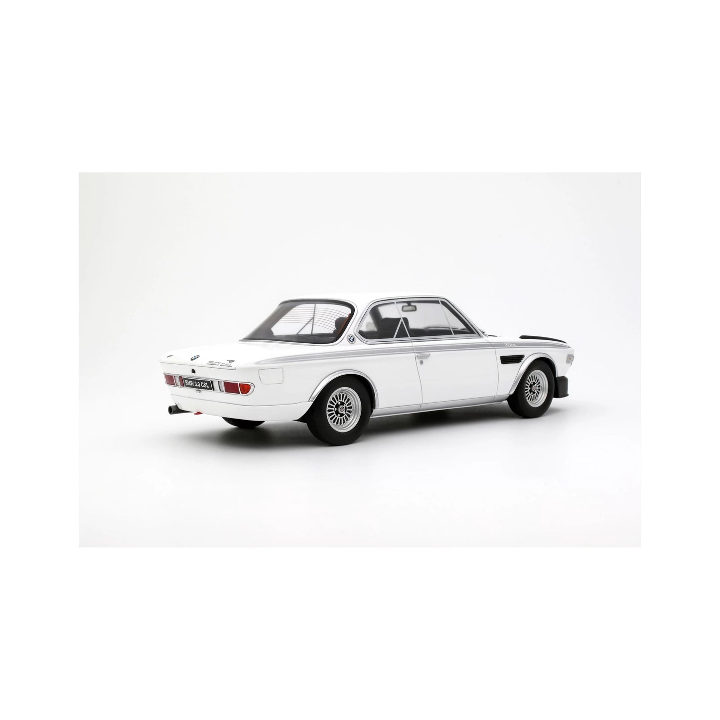 Otto Mobile BMW 3.0 CSL 1:18 Diecast — Chamonix White