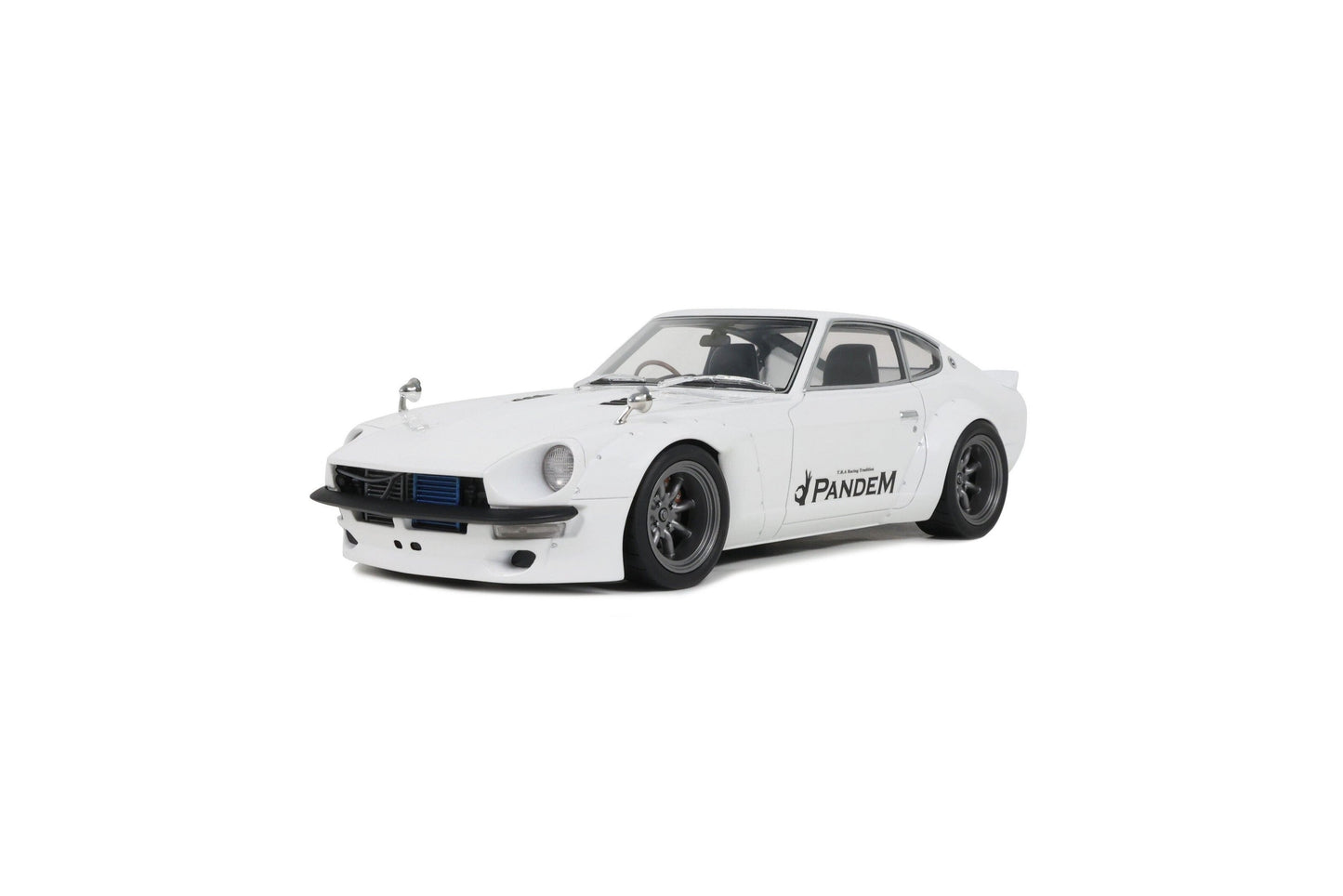 Otto 2015 Nissan Fairlady 240 Z Pandem White 1:18